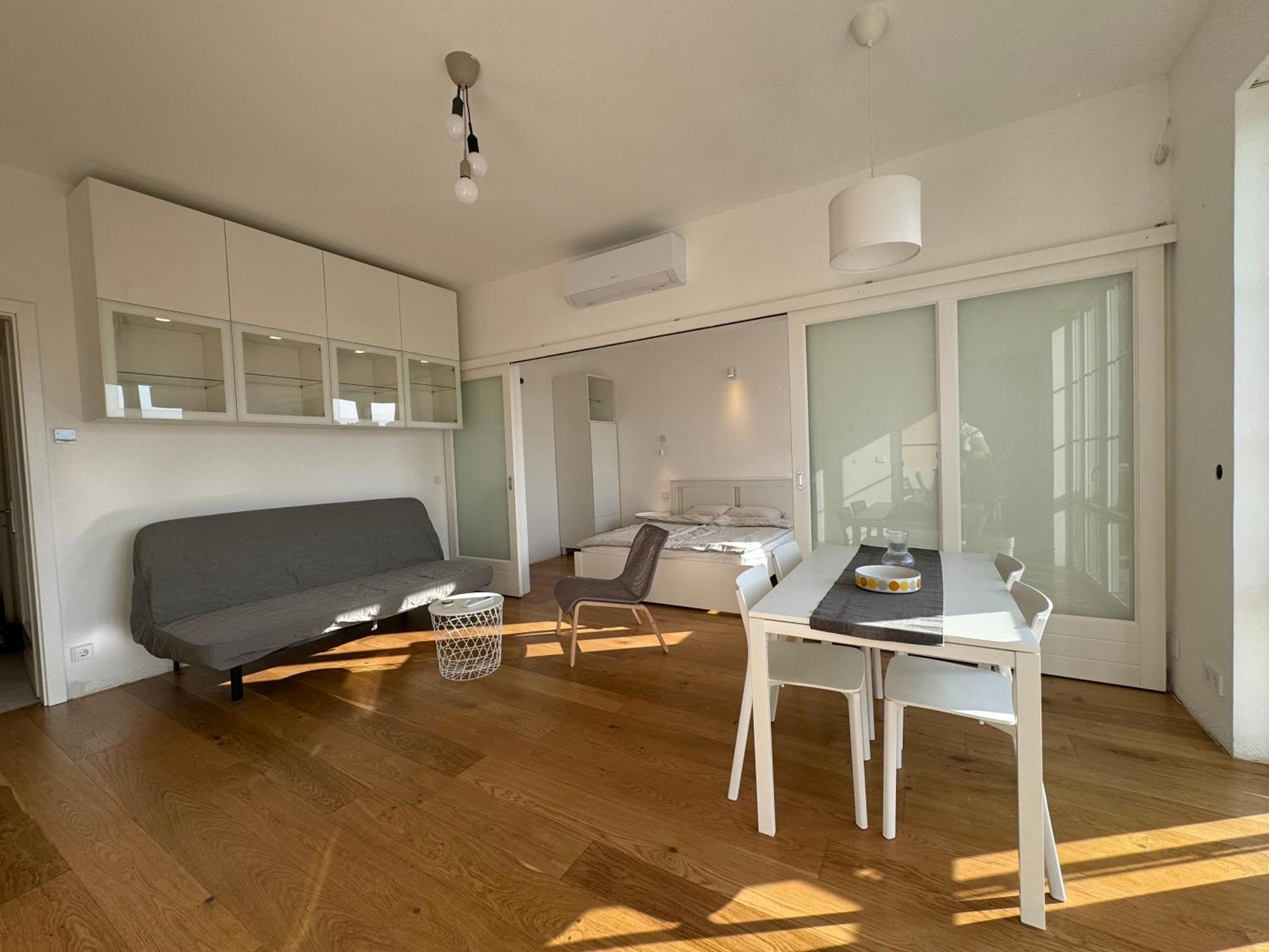 Brightlyapartment, Budapest